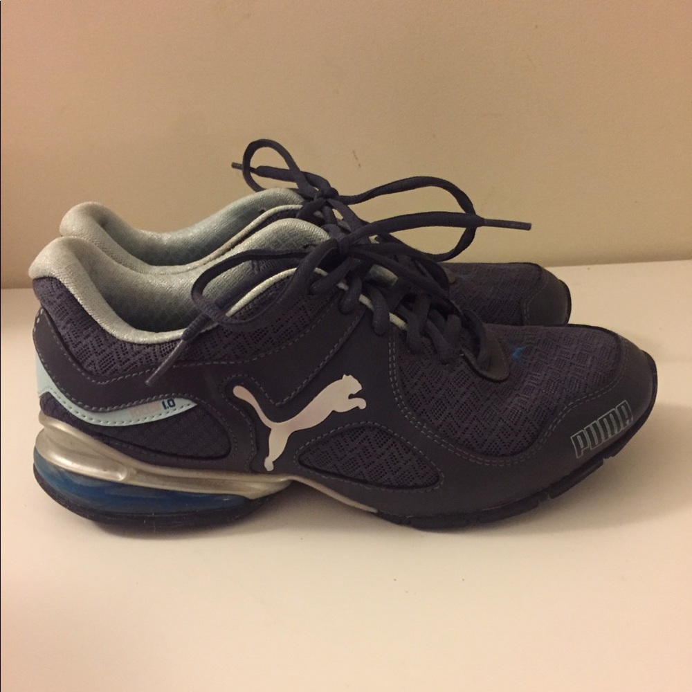 Puma Sneakers - Size 6.5